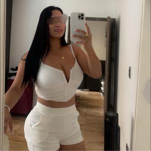 614922231: Chica busca chico en Zaragoza