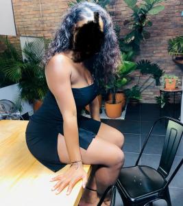 632826629: Chica busca chico en Barcelona