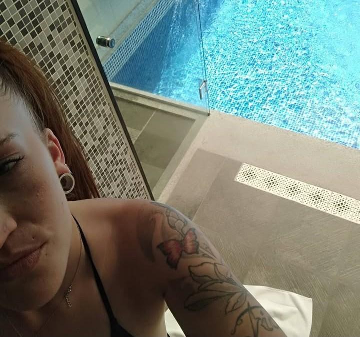 Chica busca chico en La Coruña: 