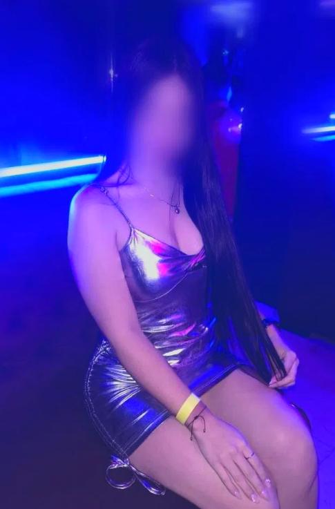 Chica busca chico en Zaragoza: Chica busca chico