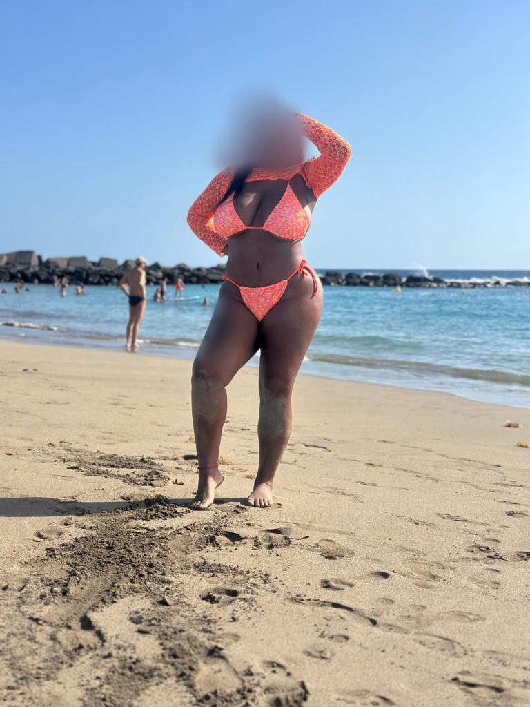 Chica busca chico en Tenerife: 