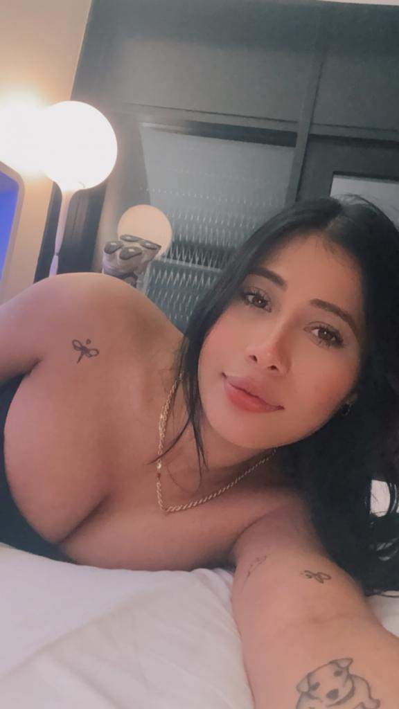 Chica busca chico en Cádiz: 