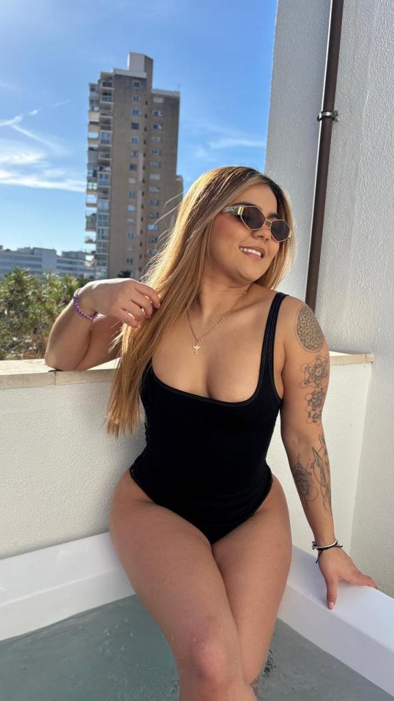 647695790: Chica busca chico en Mallorca