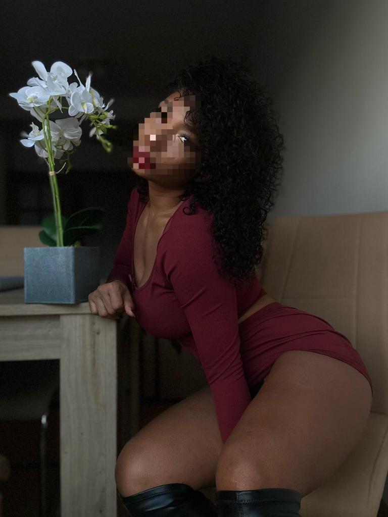 642488528: Chica busca chico en Alicante