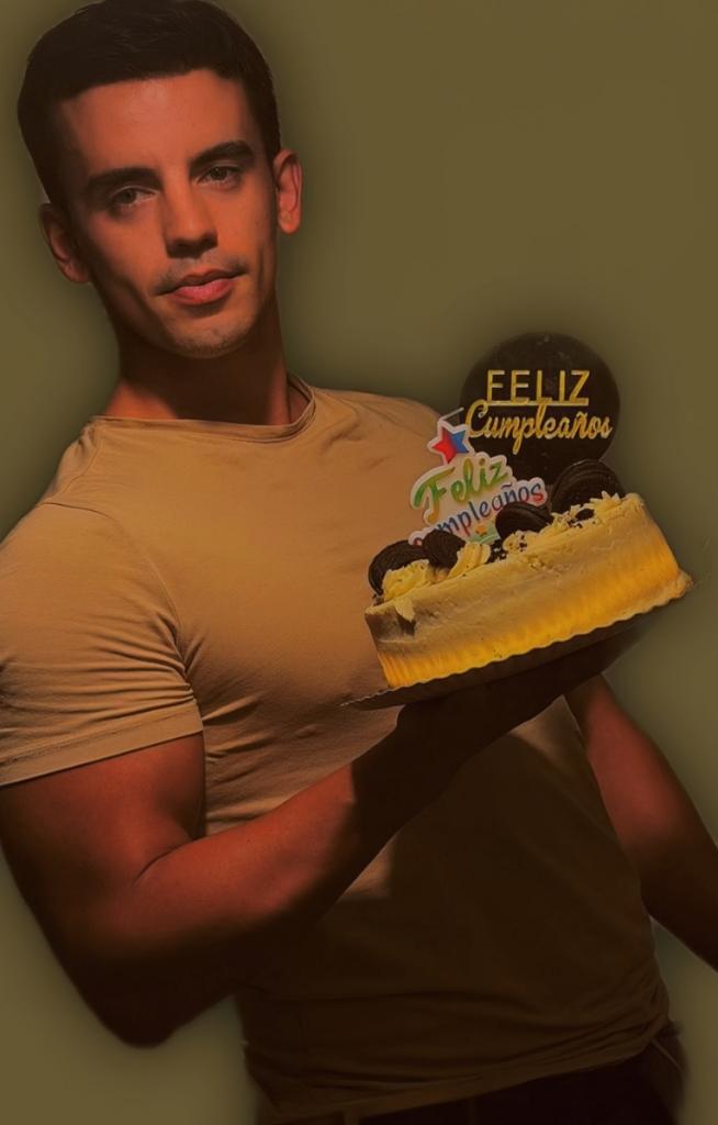 Chico busca chica en Granada: 