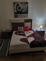 614741390: Chica busca chico en Cádiz