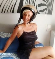 683530121: Chica busca chico en Alicante