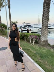 649939956: Chica busca chico en Madrid