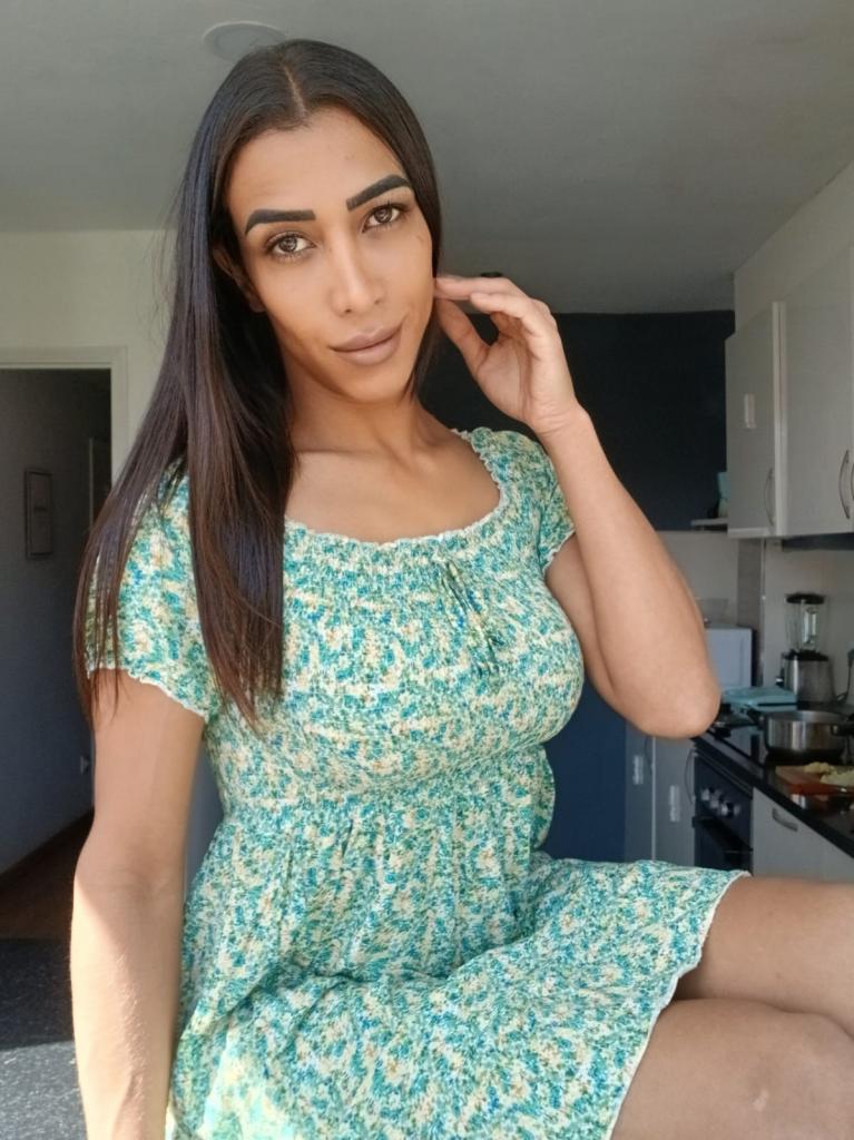 Chica busca chico en Lugo: 