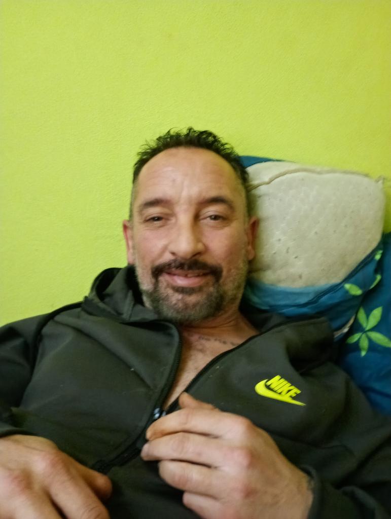 Chico busca chica en Cádiz: 