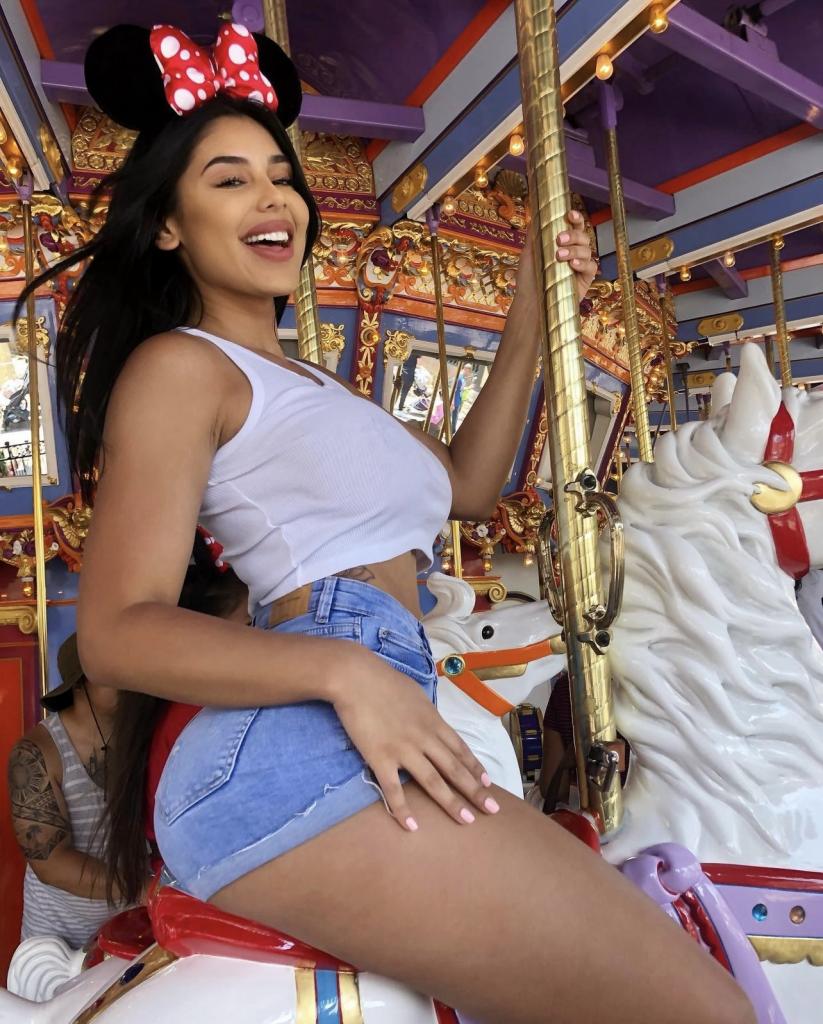 Chica busca chico en Murcia: 