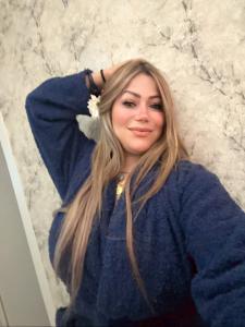 613274700: Chica busca chico en Tenerife