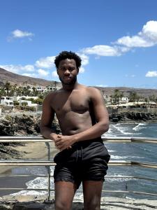 661510441: Chico busca chica en Madrid