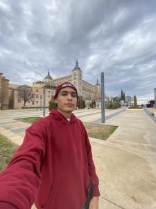 617544101: Chico busca chica en Madrid