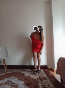 695725686: Chica busca chico en Murcia