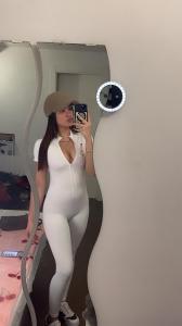 672573014: Chica busca chico en Barcelona