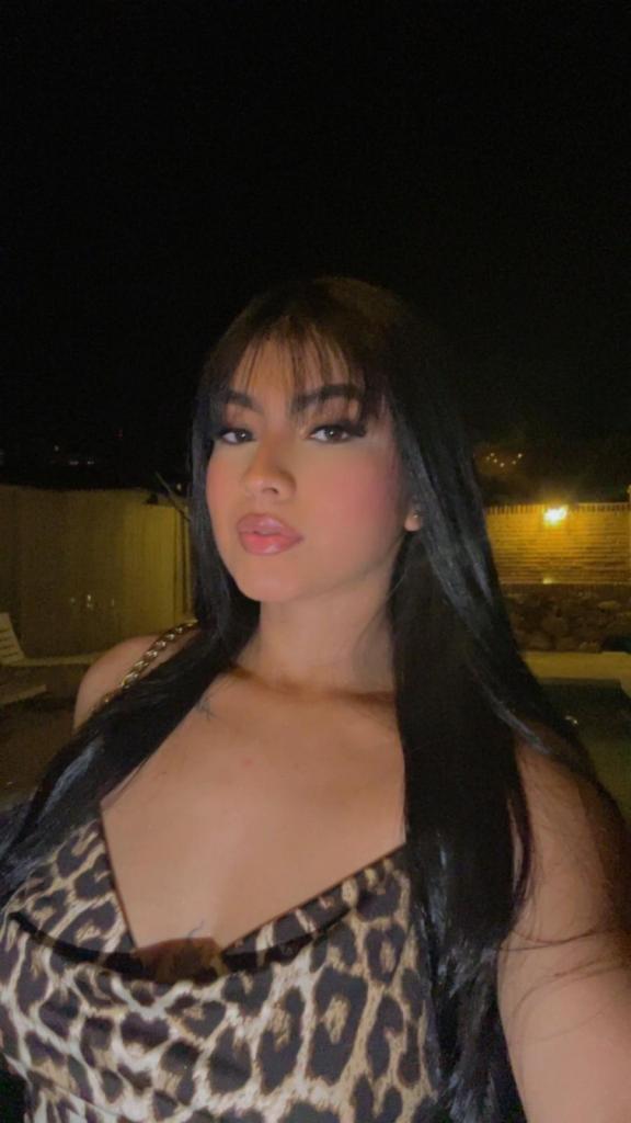 613225850: Chica busca chico en Málaga