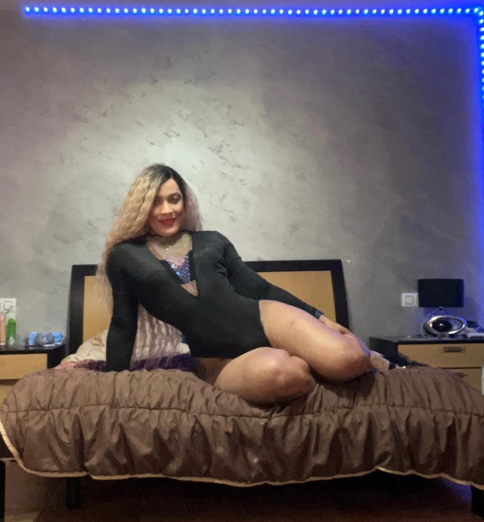 661540353: Transexual en Sevilla