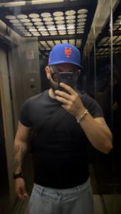 617877738: Chico busca chica en Madrid