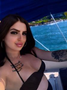 618668292: Chica busca chico en Madrid