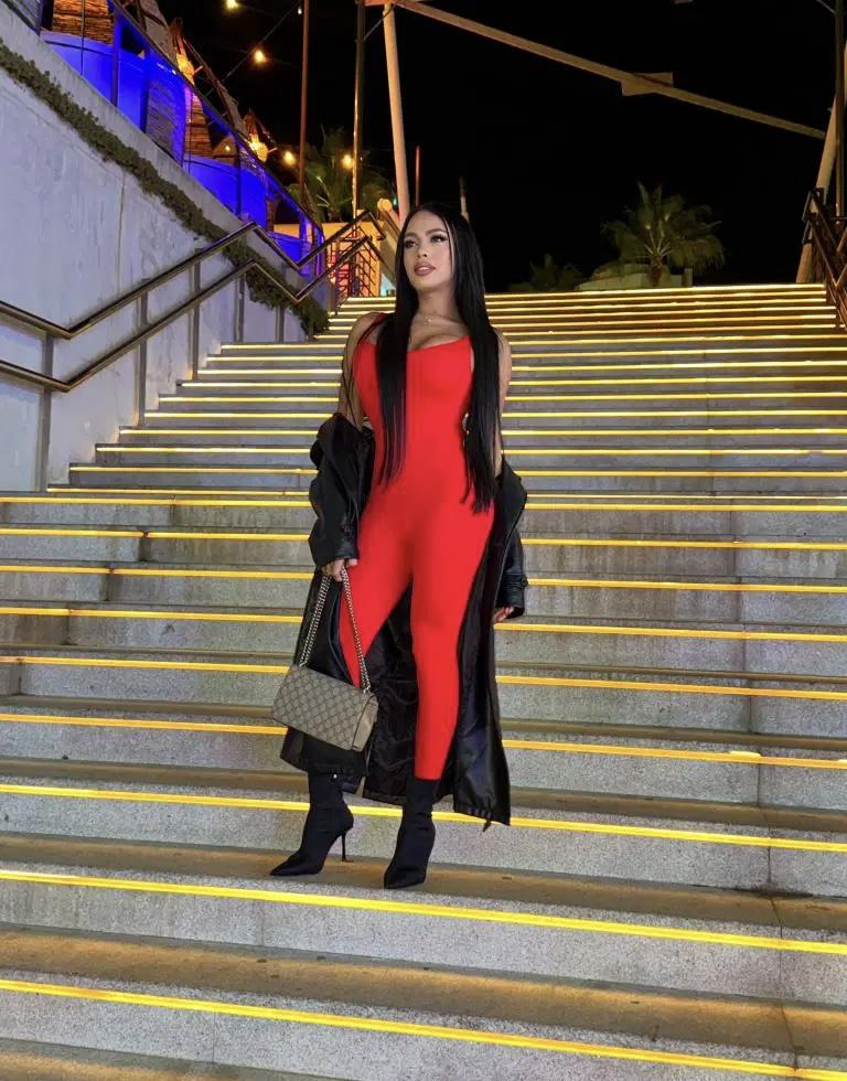 Chica busca chico en La Coruña: 