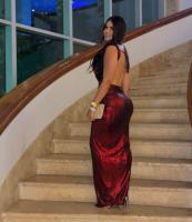 672012152: Chica busca chico en Barcelona