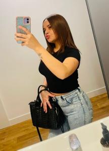 613717365: Chica busca chico en Tarragona