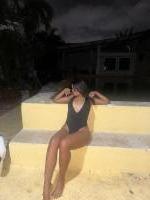 691860882: Chica busca chico en Málaga