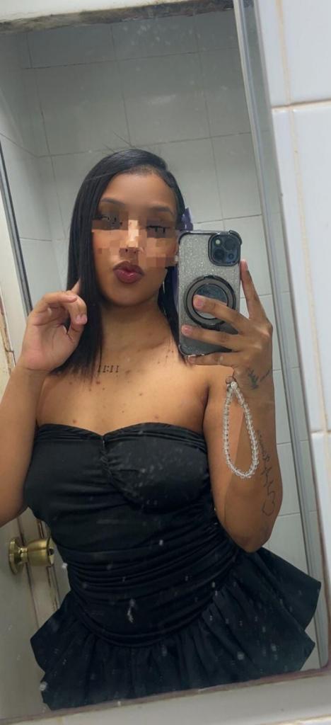 602387548: Chica busca chico en Barcelona