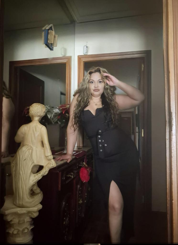 663984678: Chica busca chico en Ávila