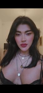 677048521: Travesti en Barcelona