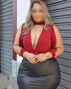 639176461: Chica busca chico en Barcelona