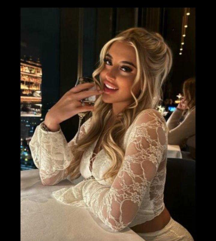 Chica busca chico en Mallorca: 