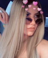 631170300: Chica busca chico en Barcelona