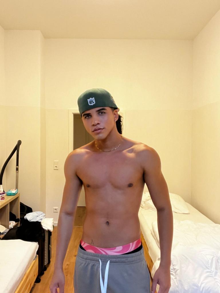 634001810: Chico busca chica en Madrid