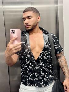 Chico busca chica en Barcelona: 