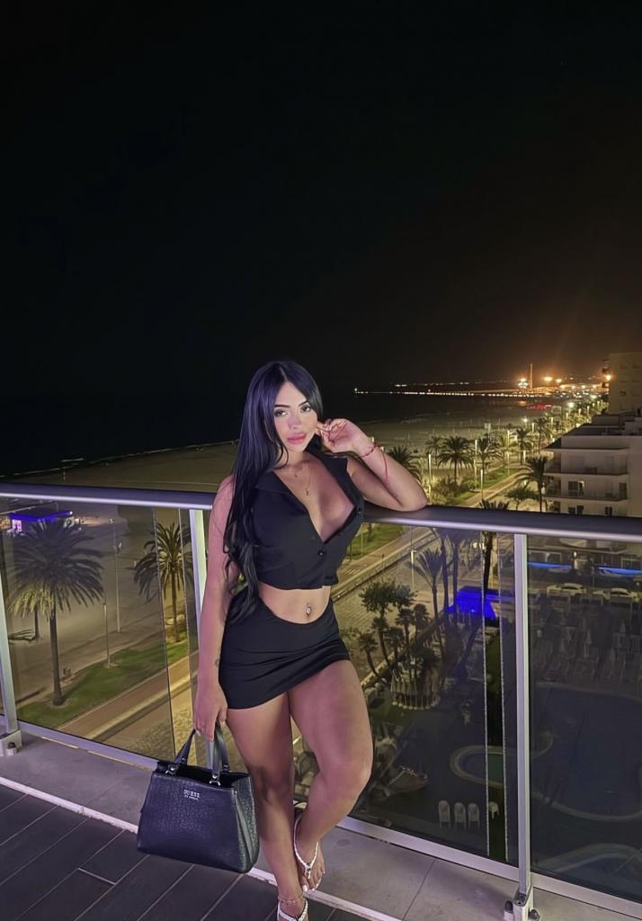 675045949: Chica busca chico en Las Palmas