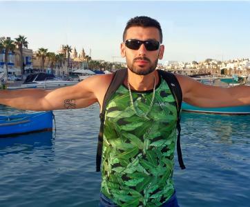 Chico busca chica en Pontevedra: 