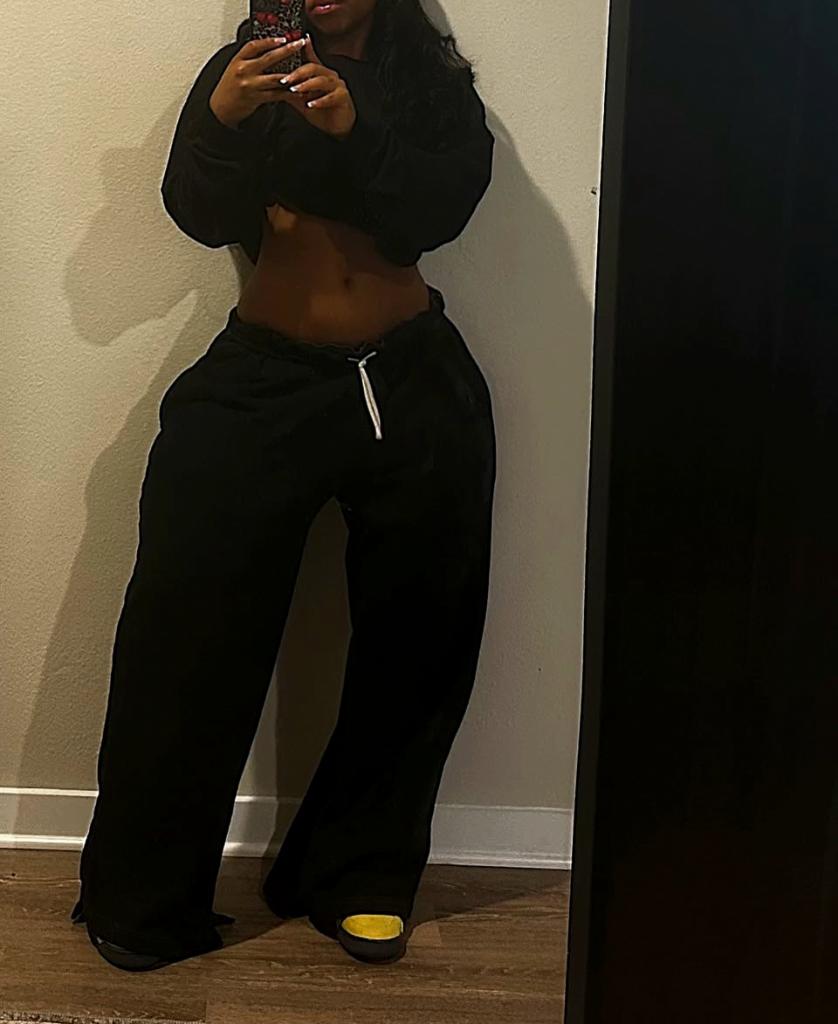 670861082: Chica busca chico en Alicante