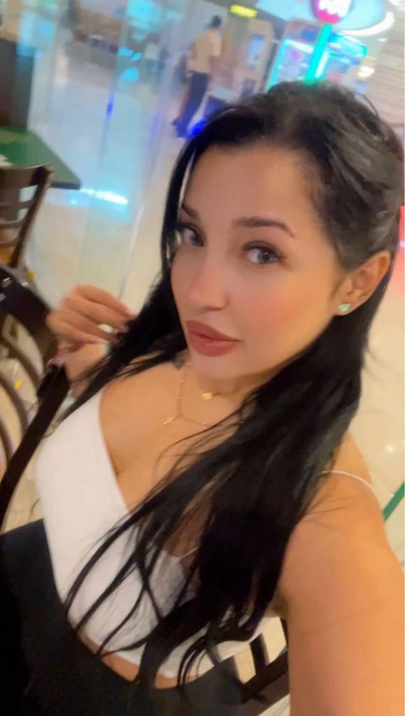 Chica busca chico en Tenerife: 