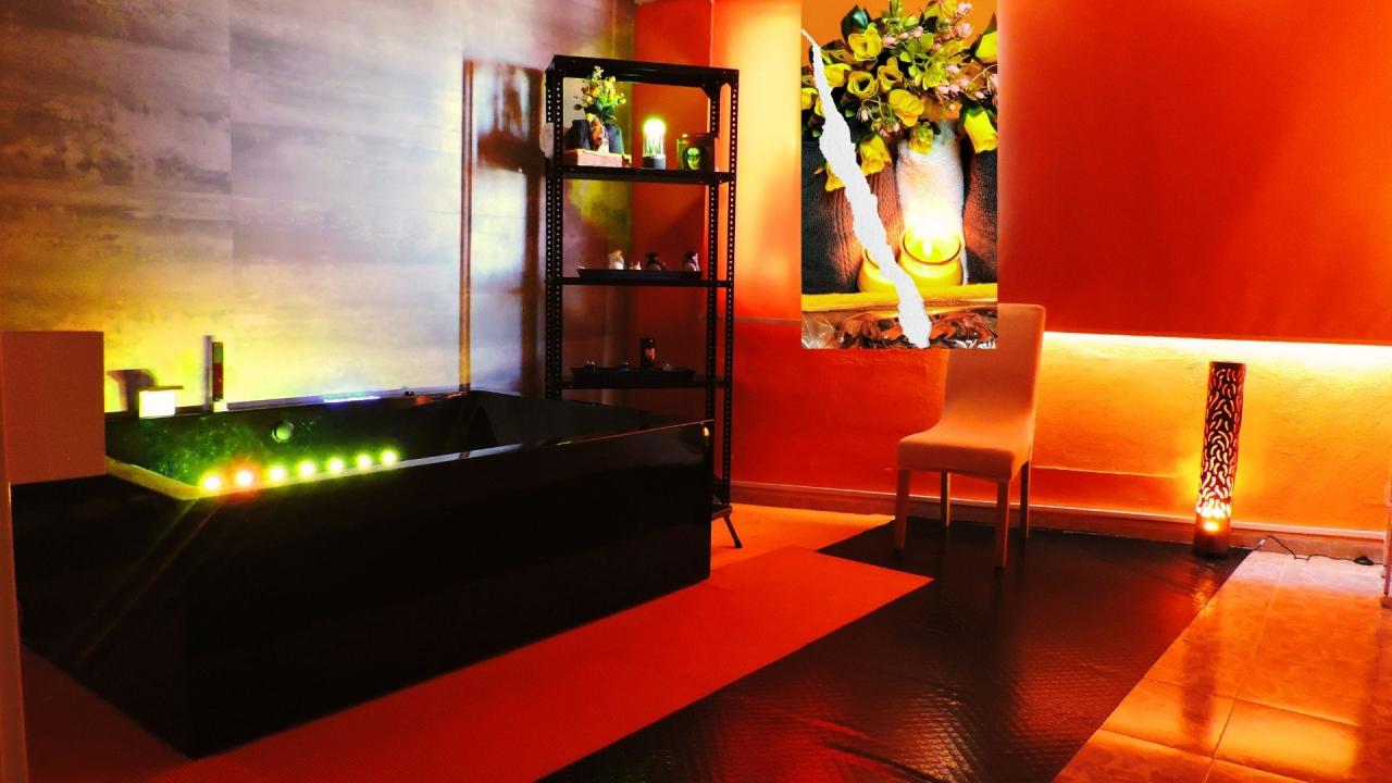 Chica busca chico en Cádiz: 