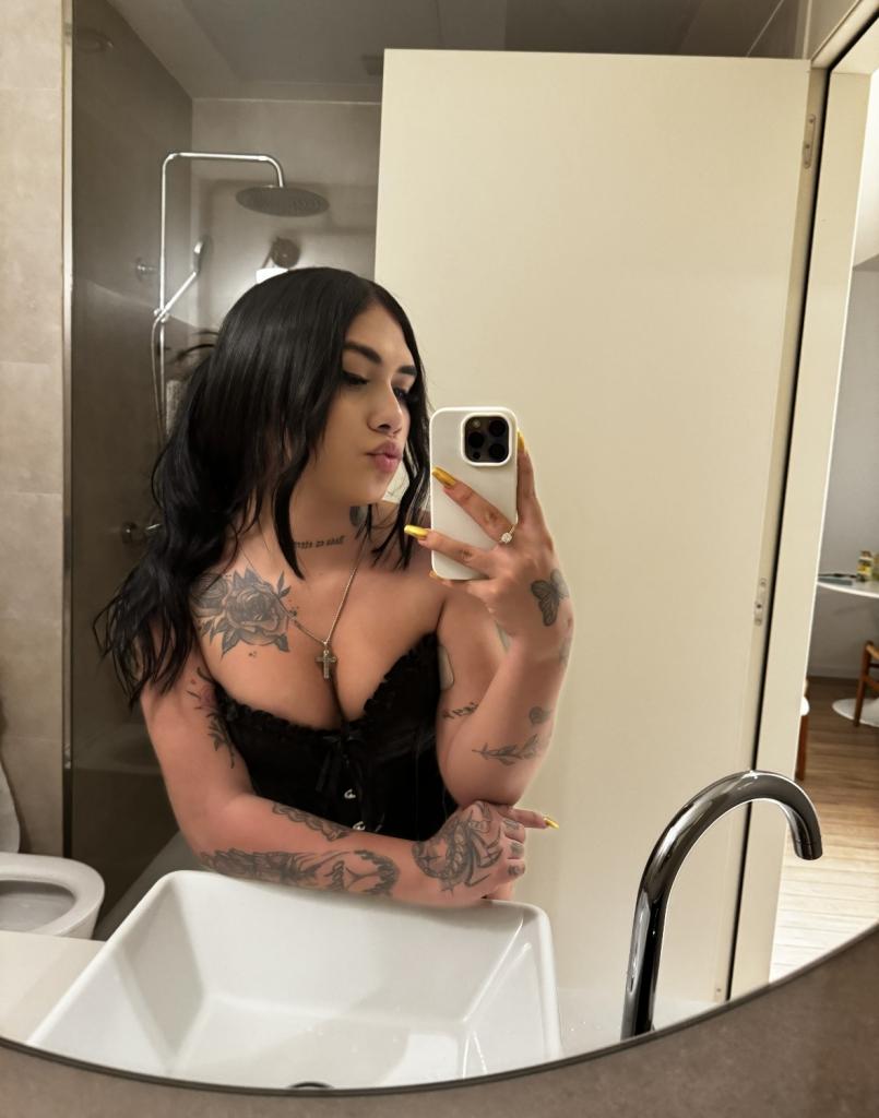 643967526: Transexual en Sevilla