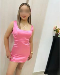 696574593: Chica busca chico en Madrid