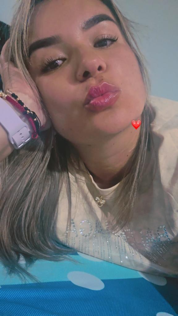 Chica busca chico en Cádiz: Chica busca chico