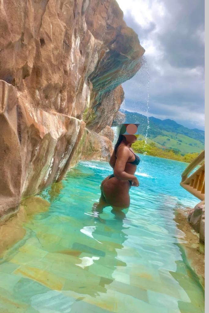 641146073: Chica busca chico en Murcia