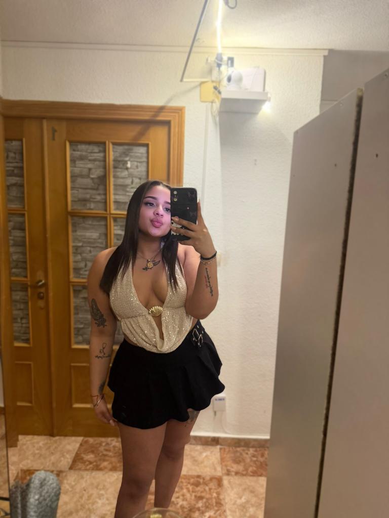 Chica busca chico en Zaragoza: Chica busca chico
