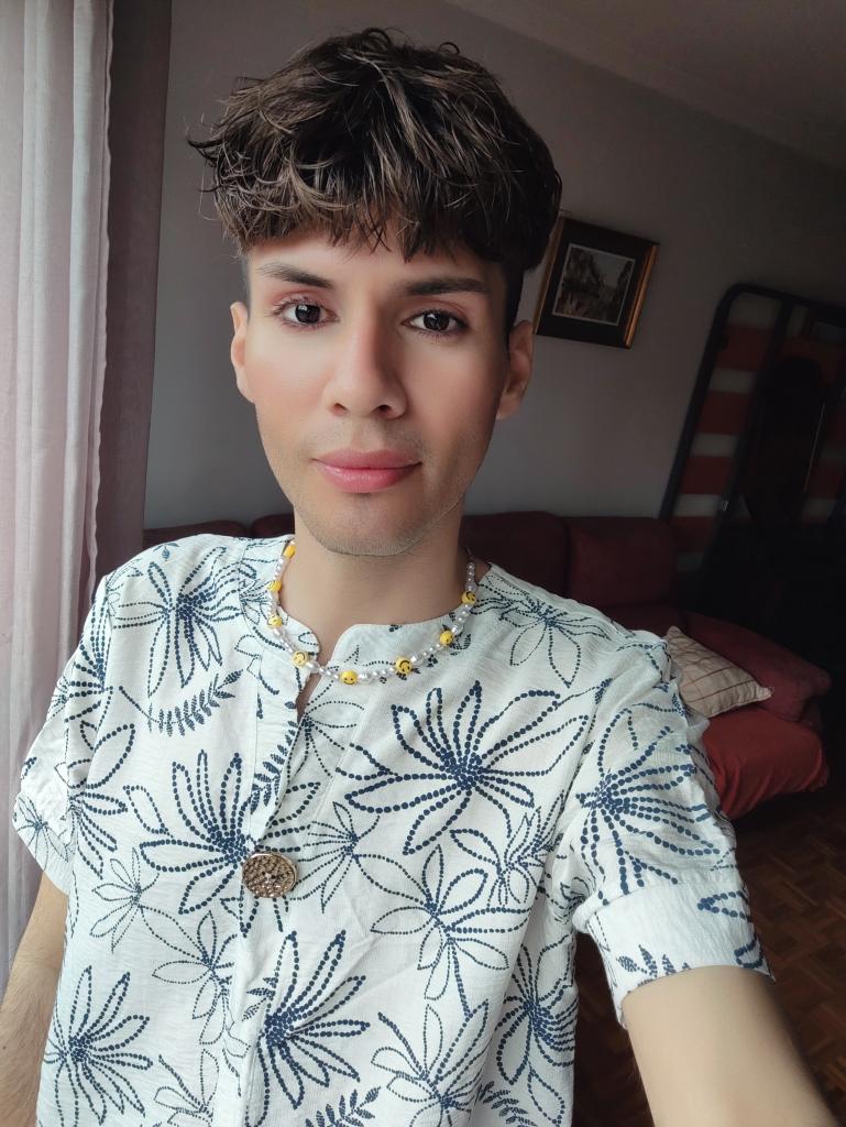 644087698: Chico busca chica en Asturias