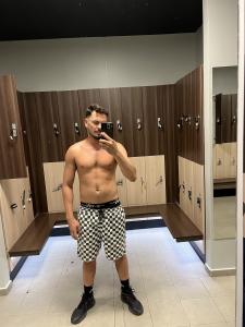 681971052: Chico busca chica en Cádiz