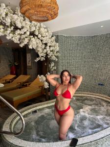 662014621: Chica busca chico en Gerona