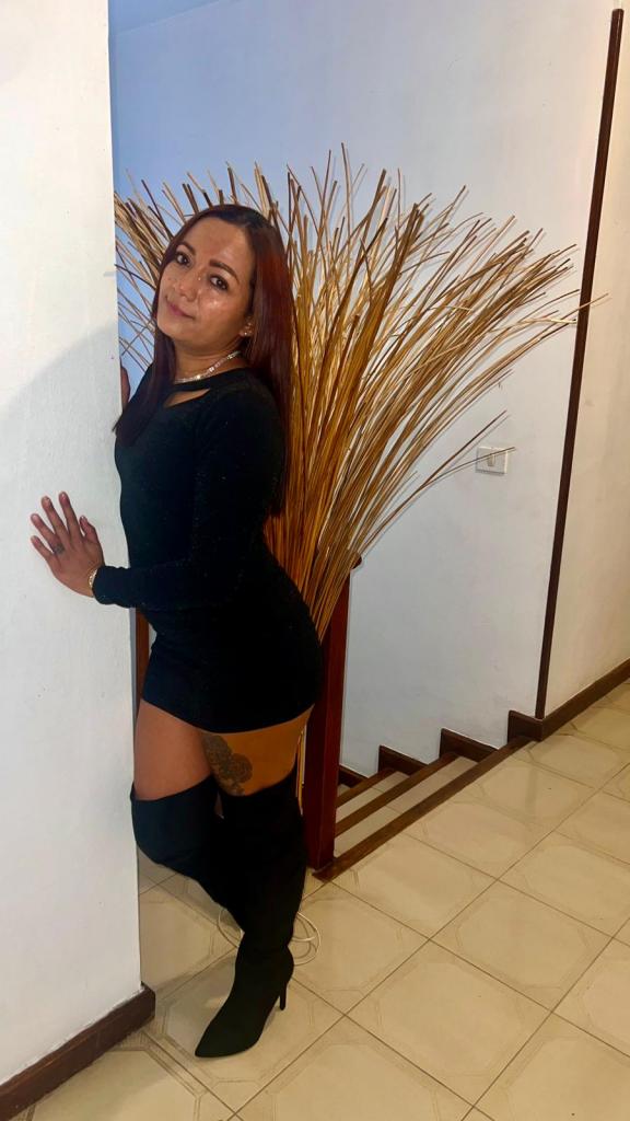 Chica busca chico en Tenerife: 